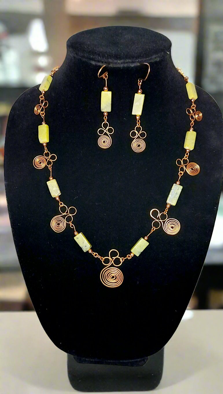 Serpentine Coiled Pendant Necklace Set